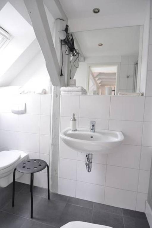 Wertschaetzer II - Unter Der Wehme Apartment Detmold Ruang foto